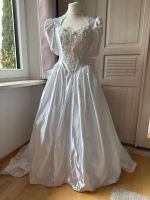 Brautkleid Bärbel Brand - weiß Hochzeitskleid Bayern - Baldham Vorschau