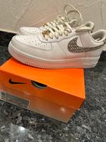 NIKE AIRFORCE 1 Gr. 41 weiß/schwarz/summit Bayern - Gochsheim Vorschau