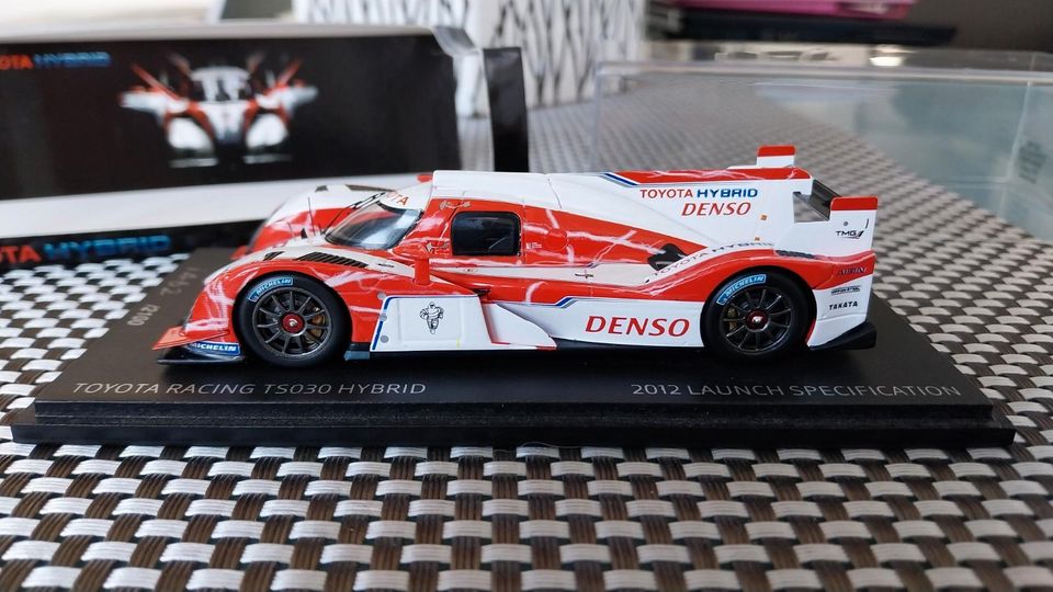 Toyota Racing TS030 Hybrid Launch Version 2012 LMP1 1:43 Spark in Walluf