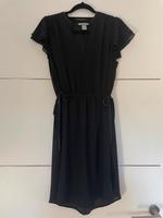Schwarzes kurzes Kleid von H&M Gr. 34 Schleswig-Holstein - Bad Bramstedt Vorschau