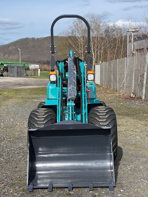 Radlader HA180 Hoftrac Kubota Kompaktlader Frontlader Hoflader in Bottrop