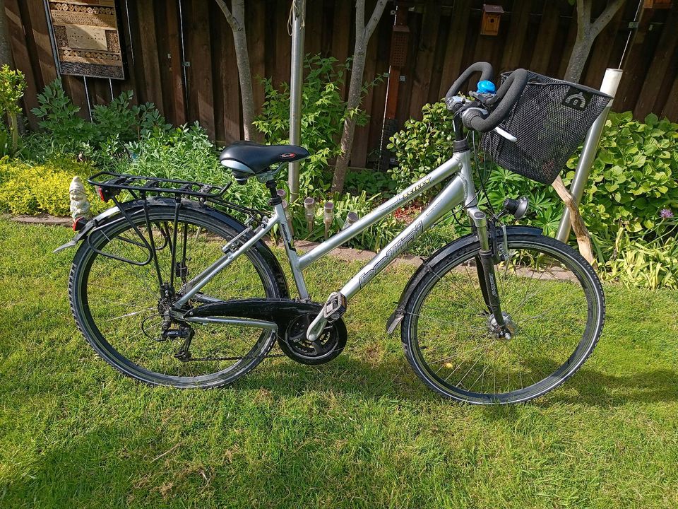 Trekkingrad (kein E-Bike) in Gladbeck