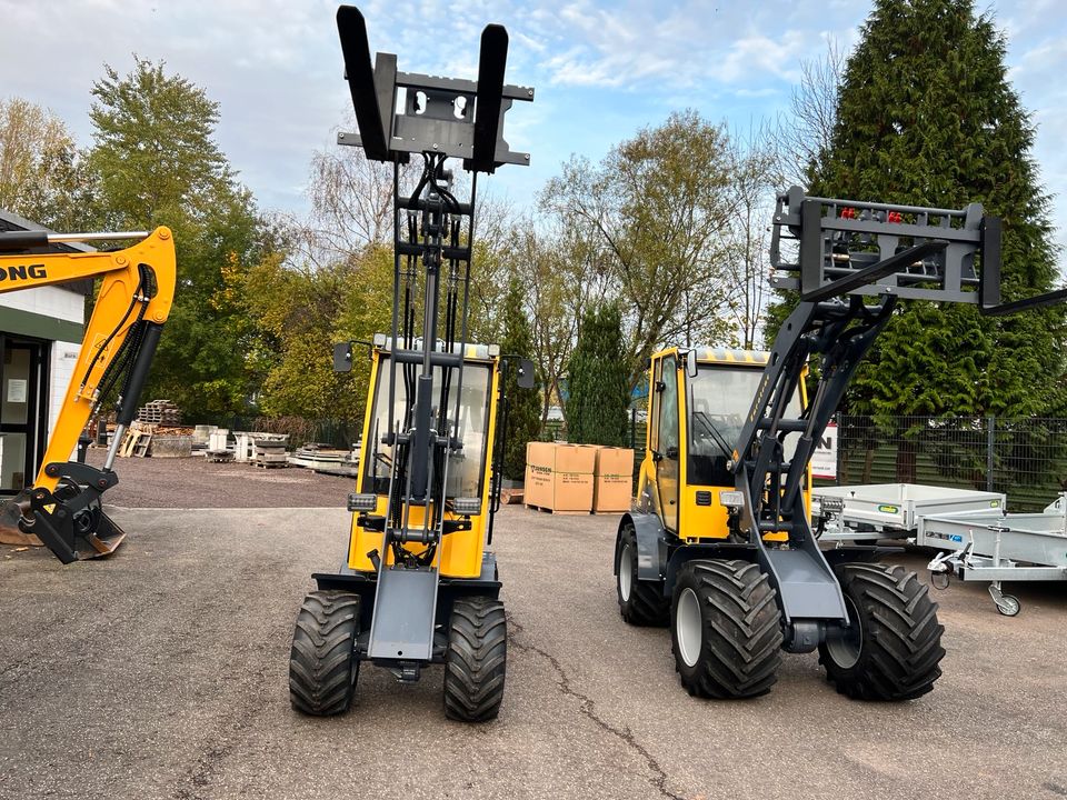 Eurotrac W12 Radlader Hoflader Kompaktlader in Waldmohr