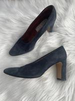 Pumps Gr. 38 dunkelblau Wildleder BARISAL Niedersachsen - Sickte Vorschau