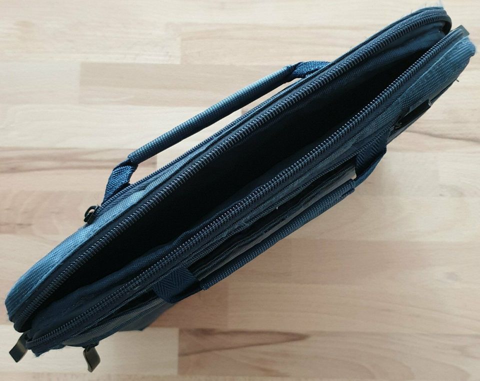 blaue Laptoptasche Notebooktasche 10,1" Tabletts mit Tragegriffe in Bad Krozingen