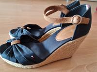 Tommy hilfiger Sandalen Keilabsatz Wedges Größe 39 blau Knöchelri Bayern - Fürth Vorschau