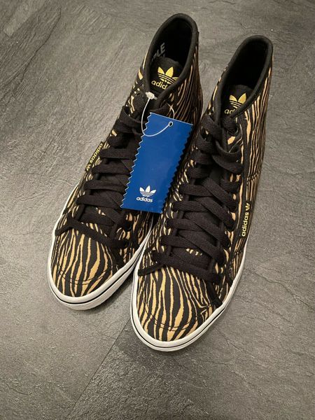 Adidas schuhe best sale tigermuster