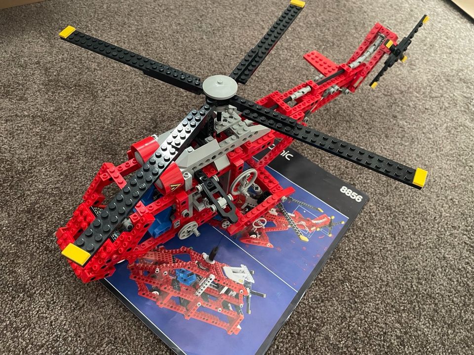 Lego 8856, Hubschrauber inklusive Anleitung in Hetlinger Neuerkoog