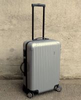 sehr schöner original RIMOWA Kunststoff Koffer mit 4 Rollen !!! Nordrhein-Westfalen - Viersen Vorschau