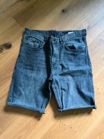 H&M trendy Jeansshorts Shorts Gr. 34 schwarz used look wie neu Baden-Württemberg - Sandhausen Vorschau