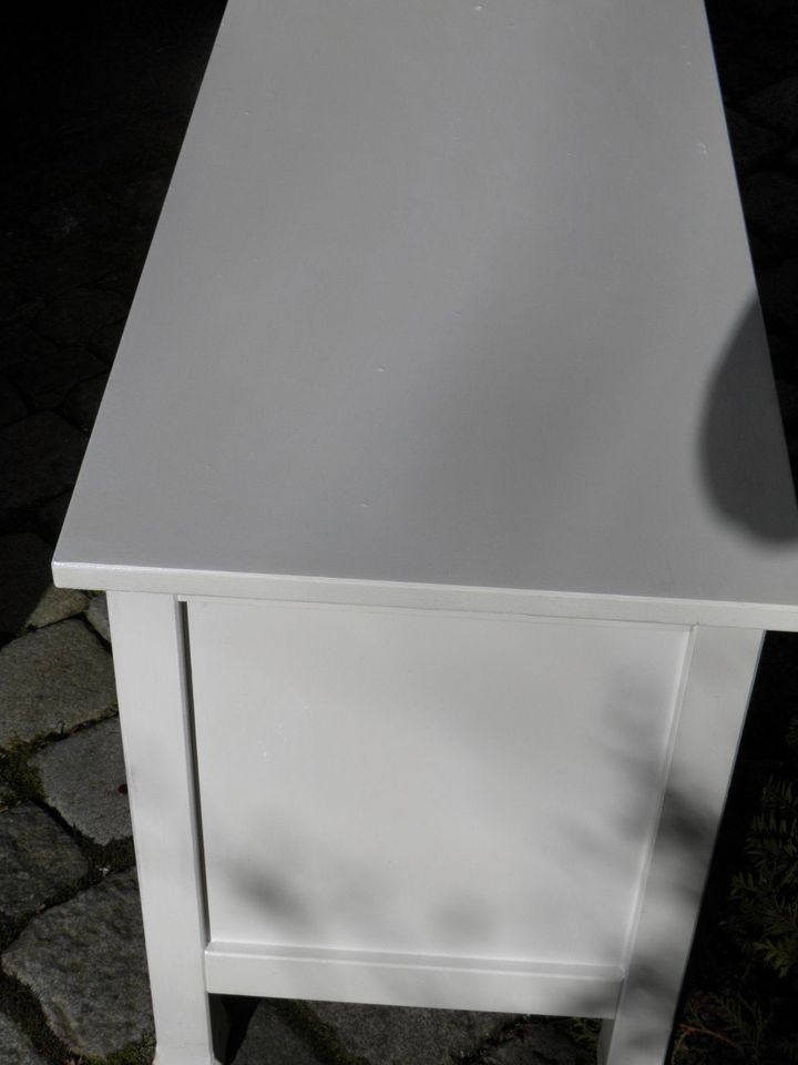 IKEA Hemnes Truhe Kommode Schubladen weiss 140cm in Ummendorf