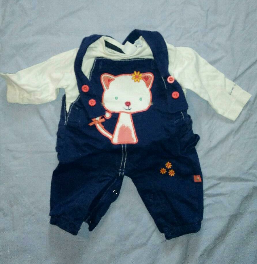 Babyset Latzhose Shirt blau Katze Geschenk zur Geburt Bob der Bär in Würzburg