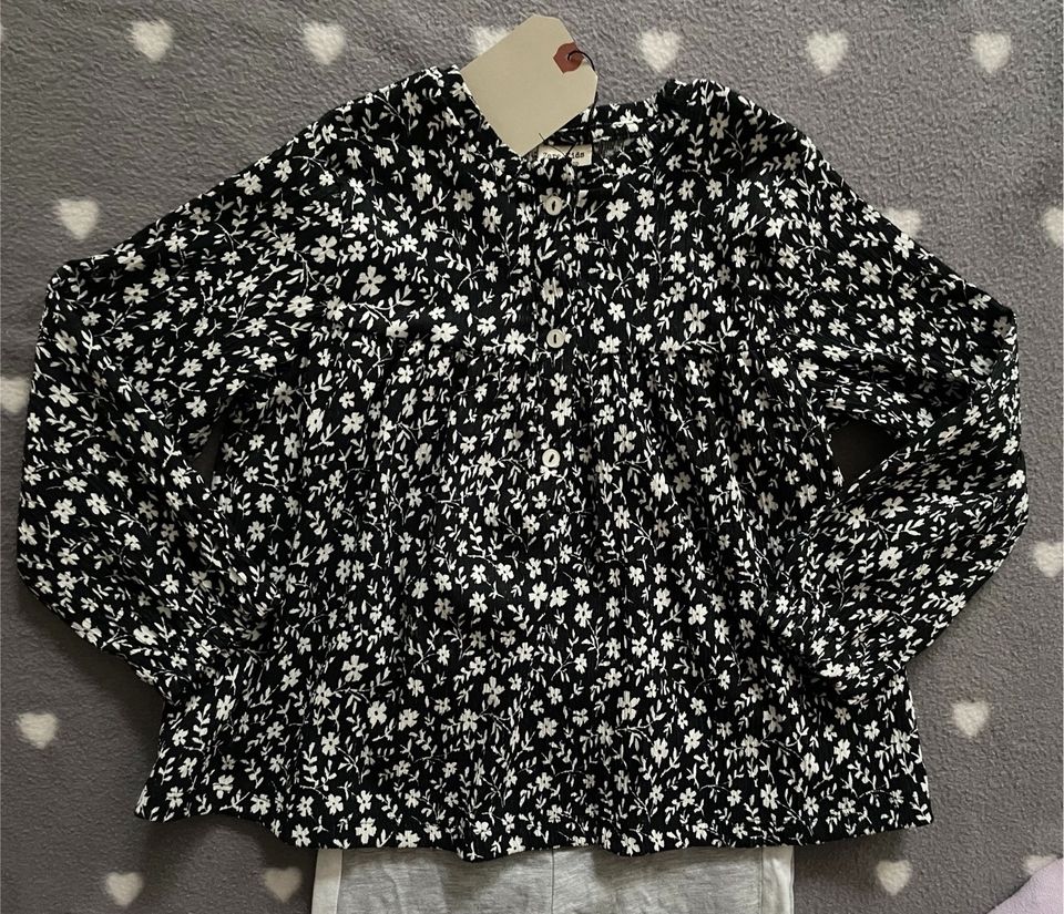 NEU Zara Bluse schwarz weiß Blumen leggings grau 122 128 in Kempten