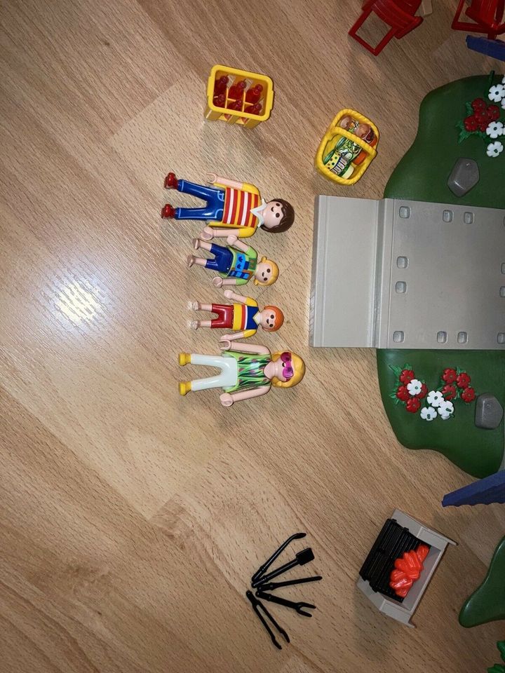 Playmobil Ferienhaus, Ferienwohnung, 3230, mit Möbeln in Hattingen