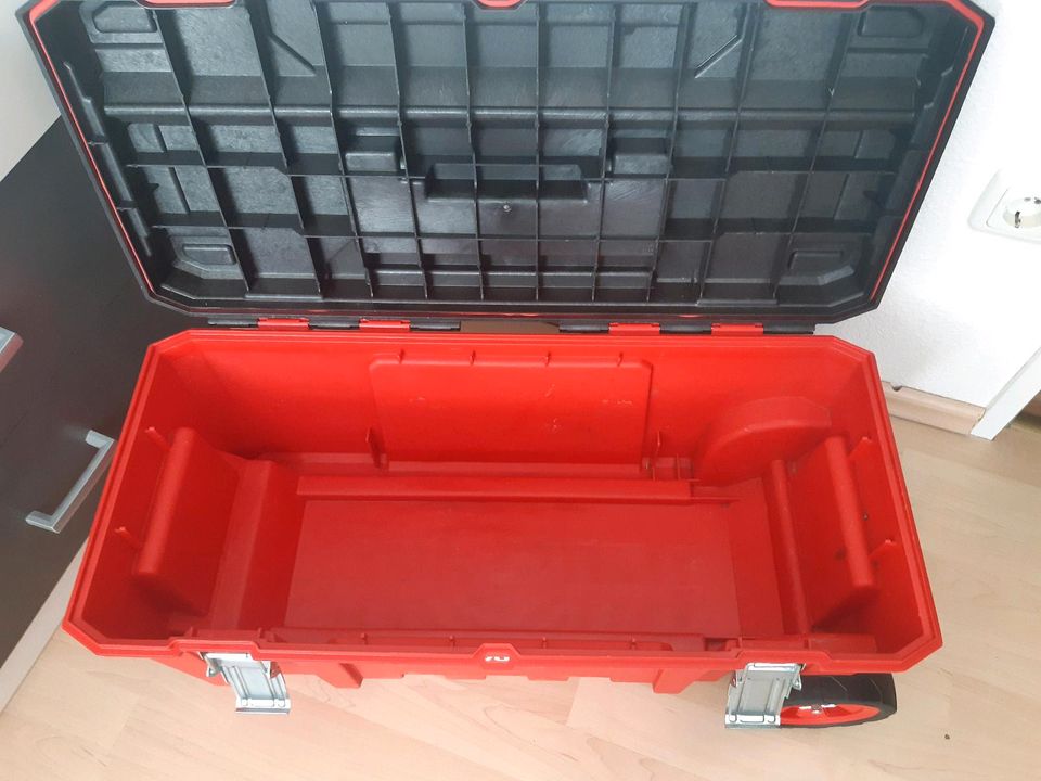 Würth Werkzeugkoffer mit Trolleyfunktion 710x300x330mm 0962219005 in Berlin