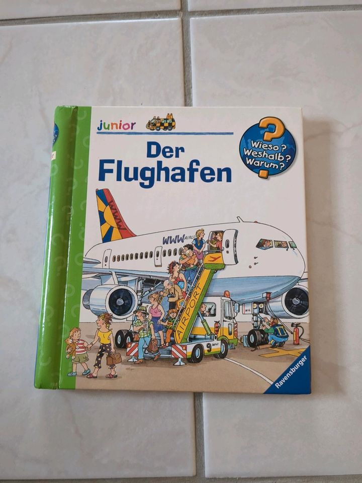 Kinderbuch: Wieso weshalb warum Junior Der Flughafen in Warburg