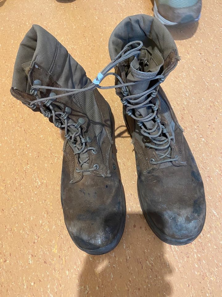 US Army Stiefel Desert 8 W gebraucht in Steinau an der Straße