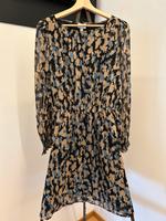 Kleid von AWARE by Vero Moda Bayern - Berching Vorschau