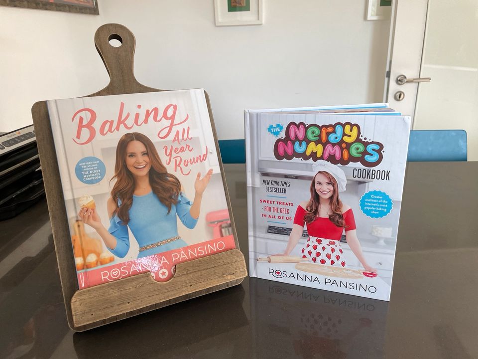 YouTube Rosanna Pansino Kochbücher englisch (und Kochbuchstand) in Selters