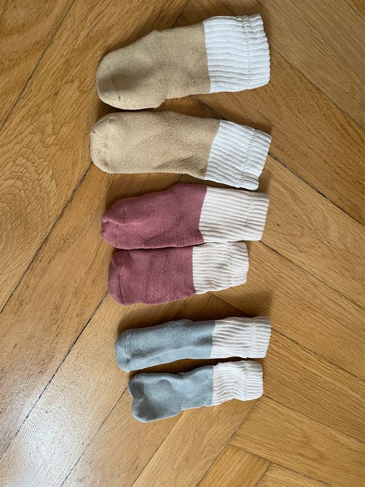 Baby socks Socken Set Kleinkind onesize Baumwolle antirutsch in München
