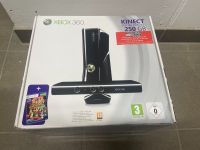 Xbox 360 Kinect 250 GB mit 2 Controller, Sensor und Spiele Bayern - Würzburg Vorschau