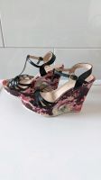 Sandalen Keilabsatz Plateau Blumen Schuhe Gr. 37 Pumps wie Neu Hamburg-Nord - Hamburg Ohlsdorf Vorschau