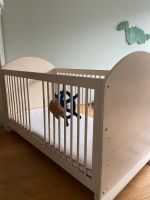 Wunderschönes Kinderbett, shabby chic, Design, weiss,  70 x 140 Bayern - Krailling Vorschau