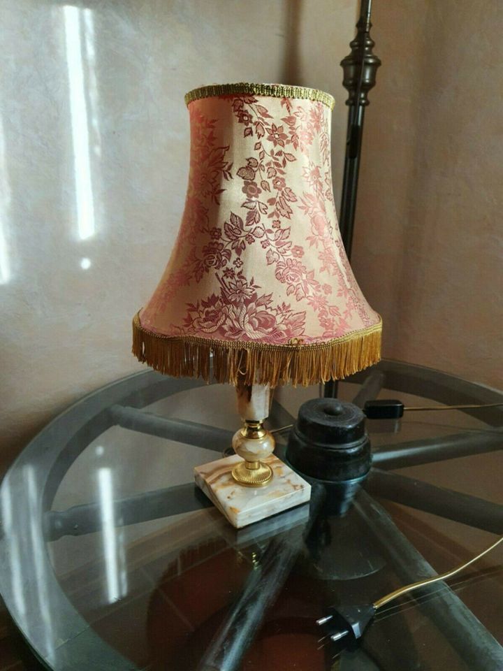 Lampe Tischlampe 1950er Jahre - vintage in Steinau an der Straße