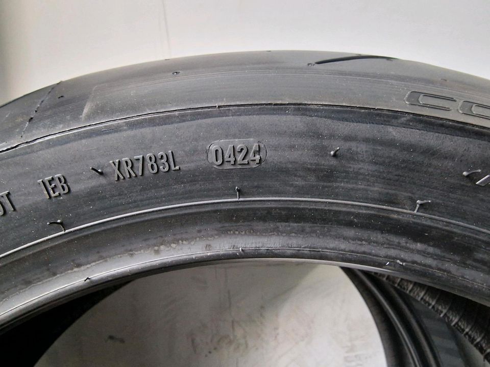 PIRELLI Diablo Rosso IV Corsa 120-70 / 200-55 in Berlin