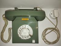 Wählscheiben-Telefon RFT Variant N045 DDR Vintage alt+Telefondose Nordrhein-Westfalen - Troisdorf Vorschau