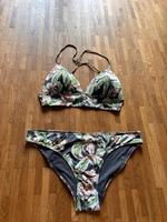 Toller Bikini Pflanzenmuster H&M Frankfurt am Main - Westend Vorschau