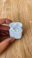 Apple AirPods (ziemlich leise) Brandenburg - Bernau Vorschau