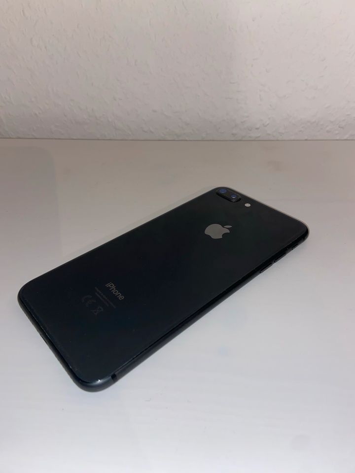 iPhone 8 Plus in Langen (Hessen)