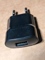 kleiner schwarzer USB Stecker Ladegerät Handy Smartphone schwarz Hessen - Haiger Vorschau