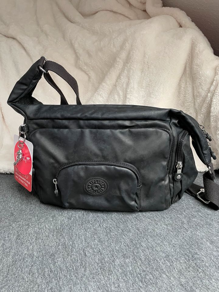 Kipling Tasche Europa schwarz Camouflage Neu in Leipzig - Alt-West | eBay  Kleinanzeigen ist jetzt Kleinanzeigen