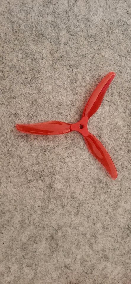 Gemfan Floppy Proppy 6030 Folding Props FPV Propeller Drohne in Leipzig