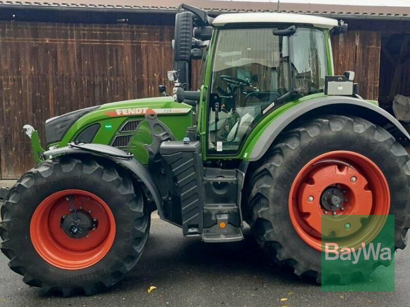 Fendt 724 VARIO GEN6 PROFI+ SET 2 Traktor in Weiden (Oberpfalz)