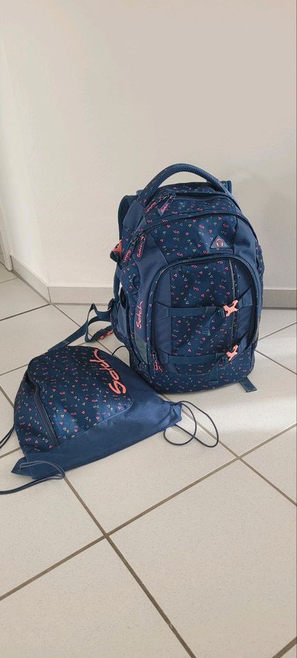 Satch Schulrucksack inkl. Turnbeutel u. Mäppchen dunkelblau in Montabaur