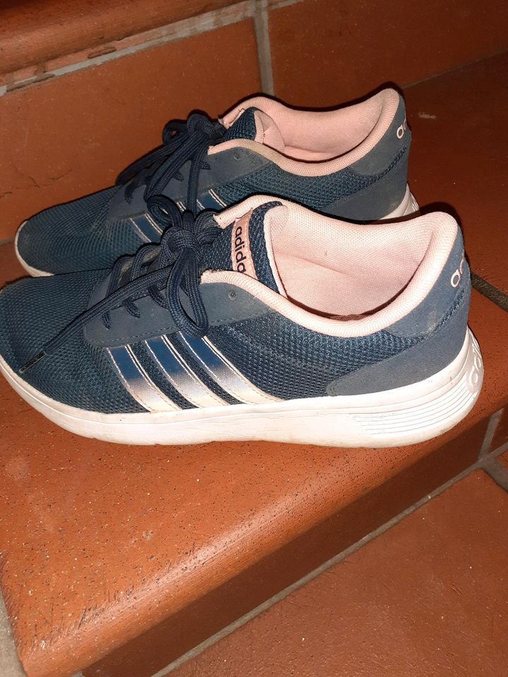 Adidas Sneaker, Größe 38 in Langenfeld