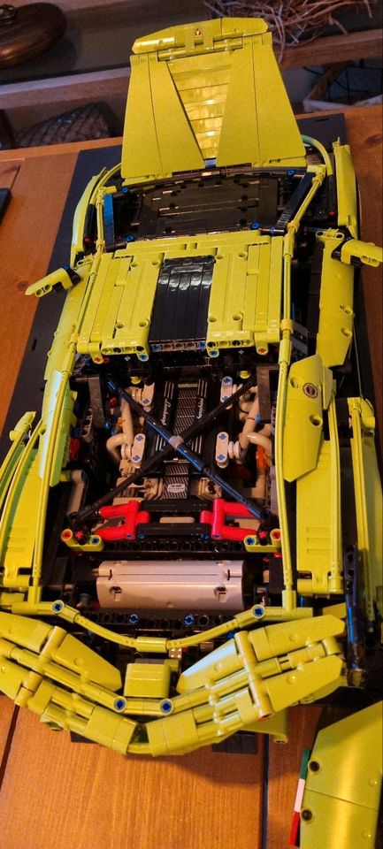 Lego Technic 42115 Lamborghini Sian Lego Technic Bugatti Chiron in Ettringen