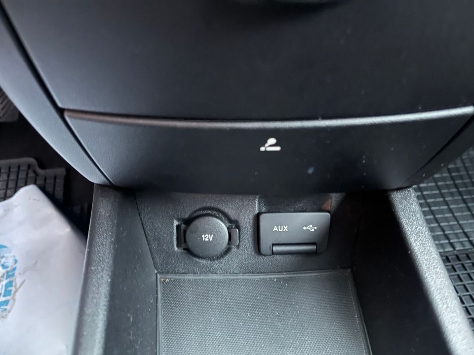 Kia cee'd Sportswagon Kombi 1.4 Klima E-Fenster AUX in Bad Laer