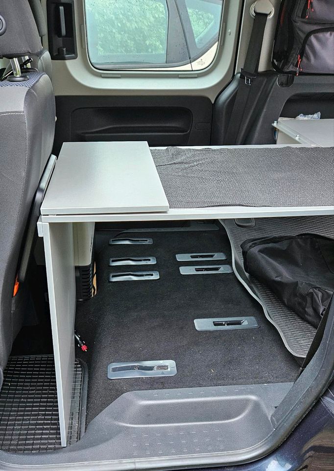 Verkaufe VanEssa Schlafsystem Einzelbett für VW Caddy 3 / 4 in Wartenberg