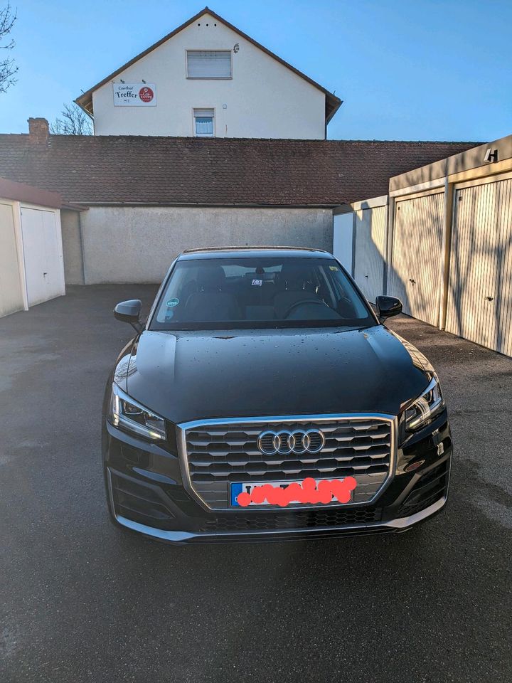 Audi Q2 mit Audi Anschluss Garantie in Ingolstadt