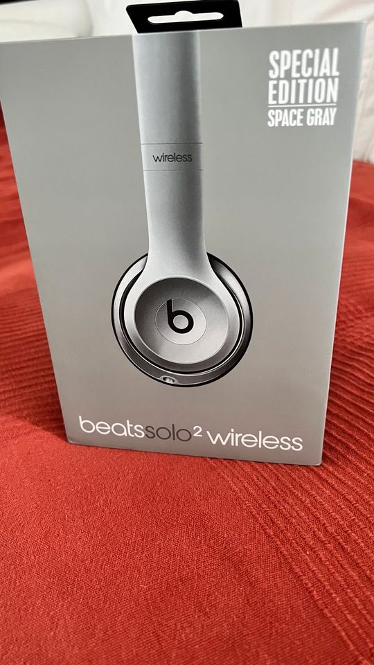 Beats Solo 2  - Special Edition - Space Grey in Kaltenkirchen