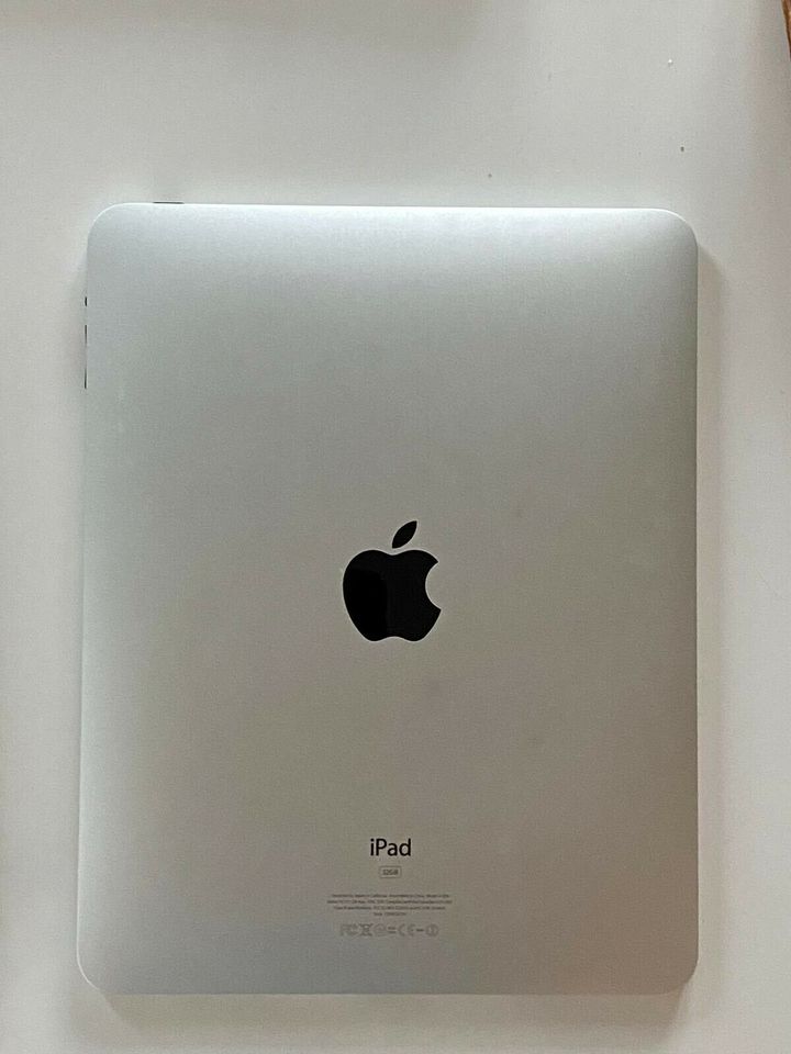 ❗️❗️iPad 1. Generation 32 GB A1219 inkl.Silikonschutzhülle❗️ in Lehre