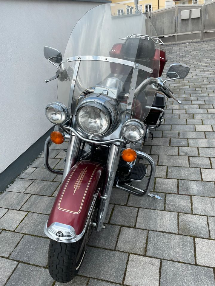 Harley Davidson Road King Classic mit Extras in Rülzheim