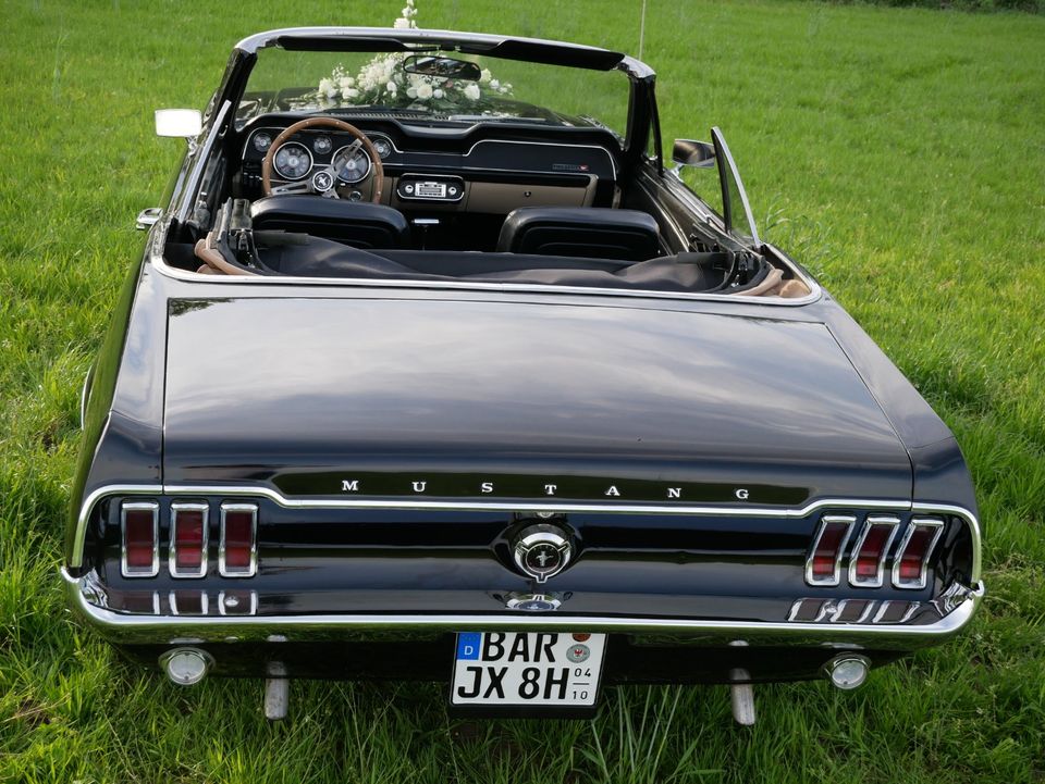 Ford Mustang mieten Rent a Mustang b. Berlin 1968 V8 4.7 Cabrio in Bernau