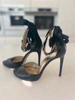 GUESS SCHUHE / PUMPS HIGH HEELS Schwarz Gold GR.39 Nordrhein-Westfalen - Gelsenkirchen Vorschau
