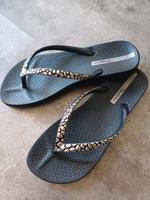 Ipanema FlipFlops 37 Schwarz Silber 1x getragen! NP 25,- Hessen - Bad Nauheim Vorschau