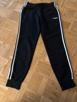 Original ADIDAS Jogginghose schwarz mit weißen Streifen M 38/40 Düsseldorf - Bilk Vorschau